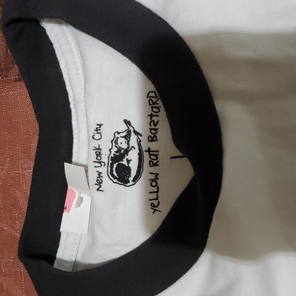 NWOT new york city yellow 🐀 rat bastard. Black and white thick tee - Picture 3 of 4